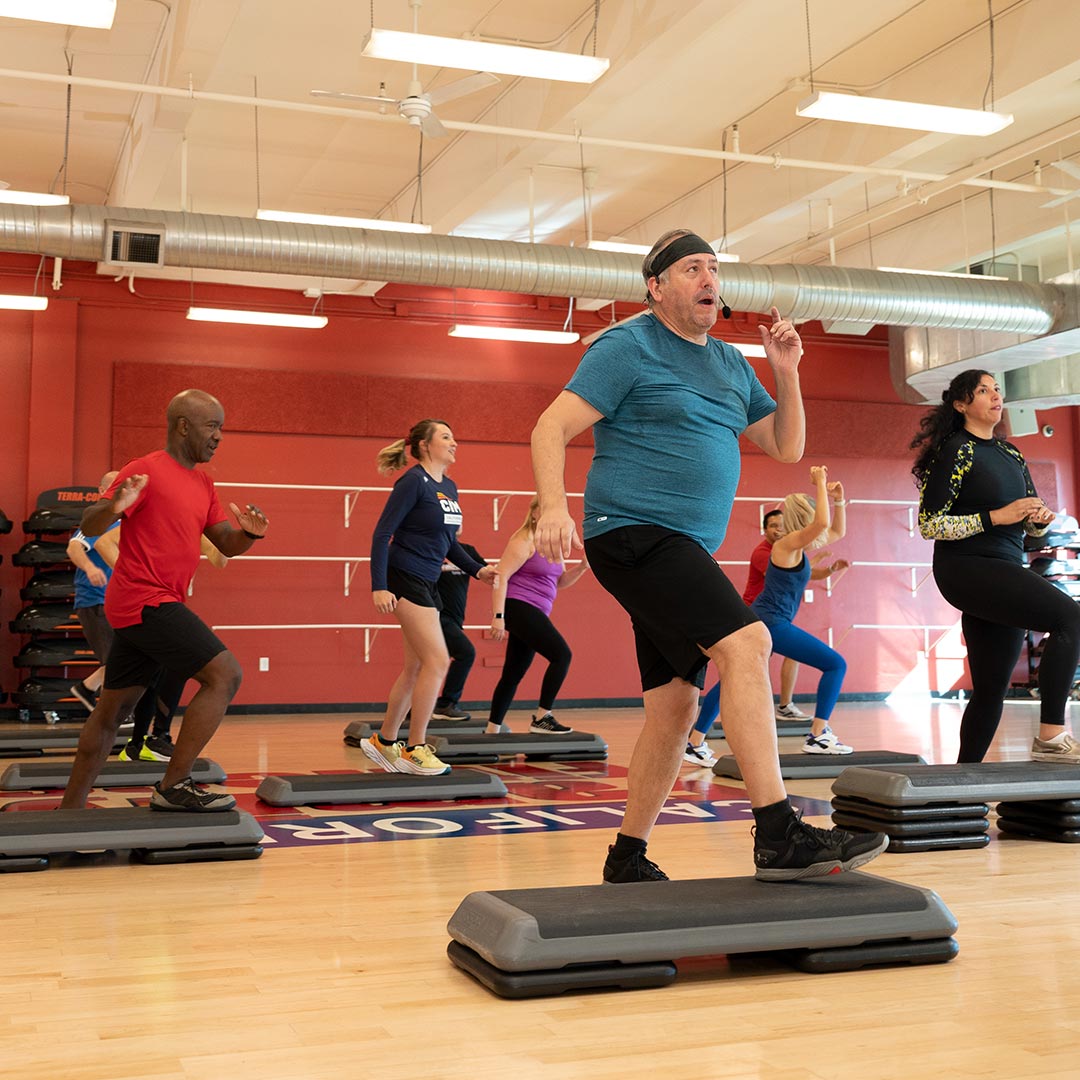 step aerobics class